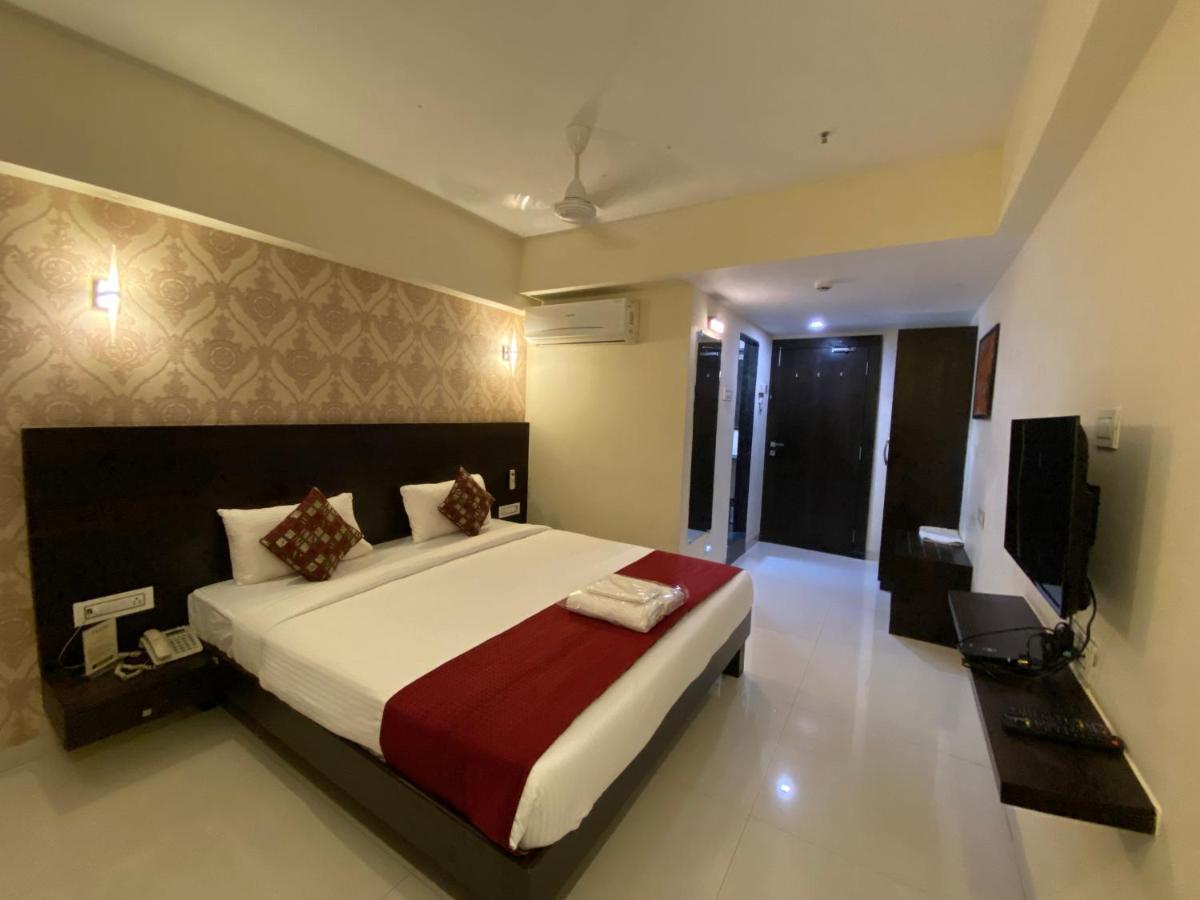 Hotel Singh'S By Wb Inn, Vashi, Navi Mumbai Eksteriør bilde