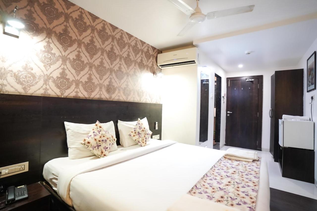 Hotel Singh'S By Wb Inn, Vashi, Navi Mumbai Eksteriør bilde